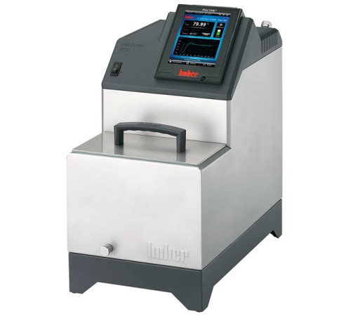 Oхлаждающий/нагревающий термостат Huber Ministat 230w, температура -40...200 °C, объем ванны 3,2 л Oхлаждающий/нагревающий термостат Huber Ministat 230w, температура -40...200 °C, объем ванны 3,2 л